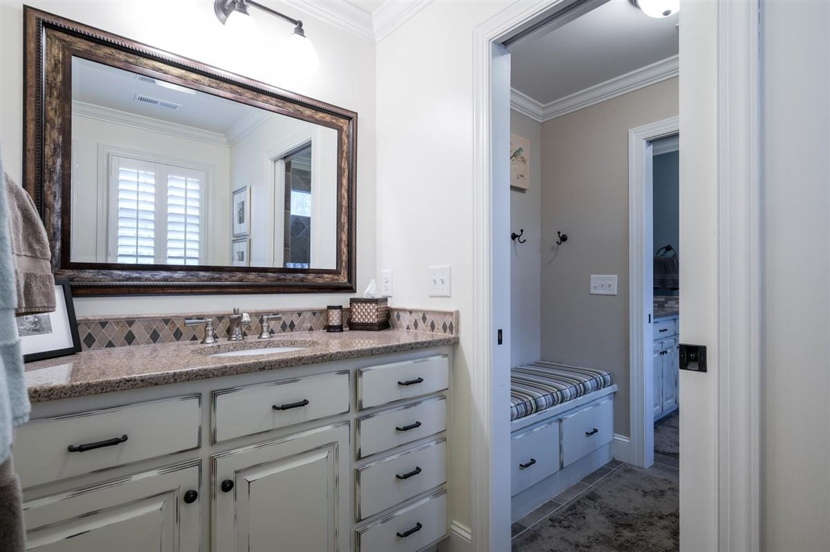 4616 Hidden Harbor Lane Raleigh, NC 27615 - Photo 25 of 30 This jack n' jill bathroom is wonderful!
