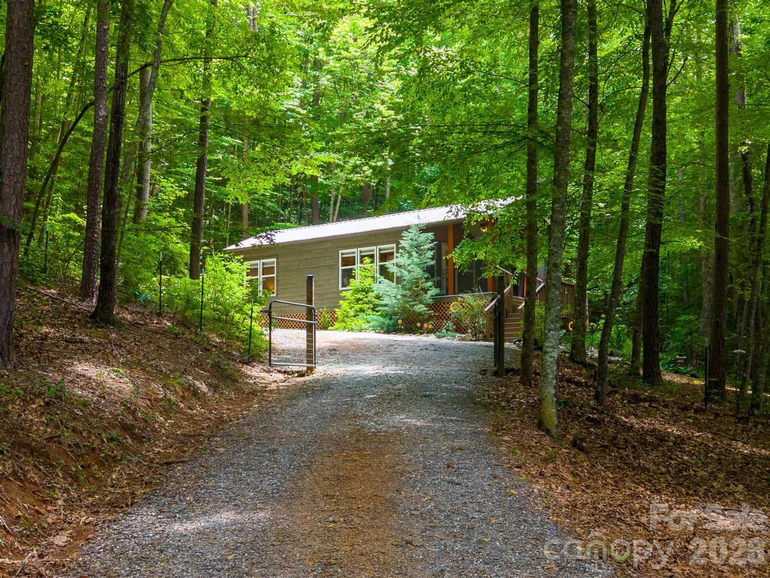 243 Jonquil Wds Road Franklin, NC 28734 - Photo 20 of 48