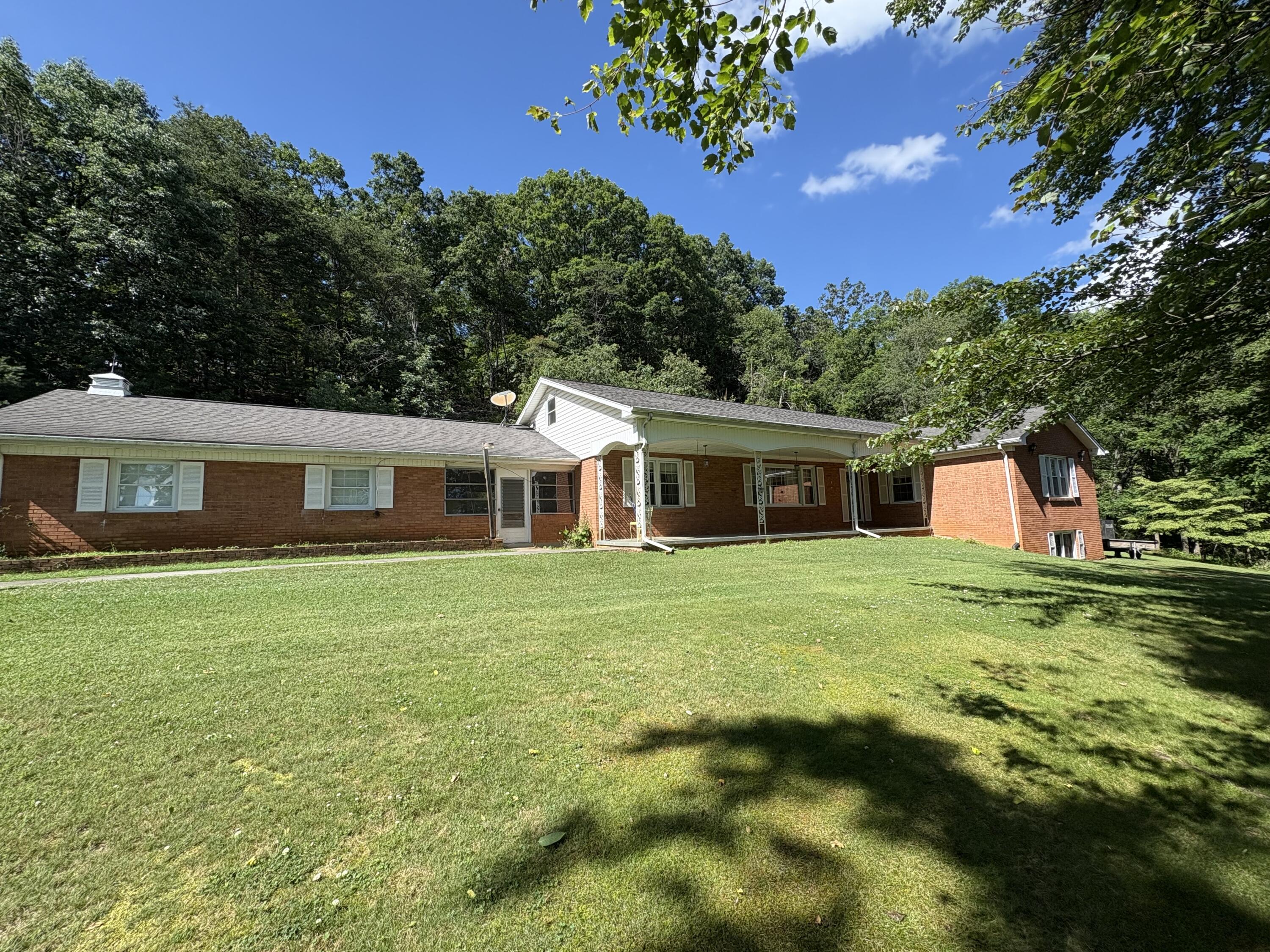 9283 Reservoir Road Roanoke, VA 24019 - Photo 1 of 1 Main Front