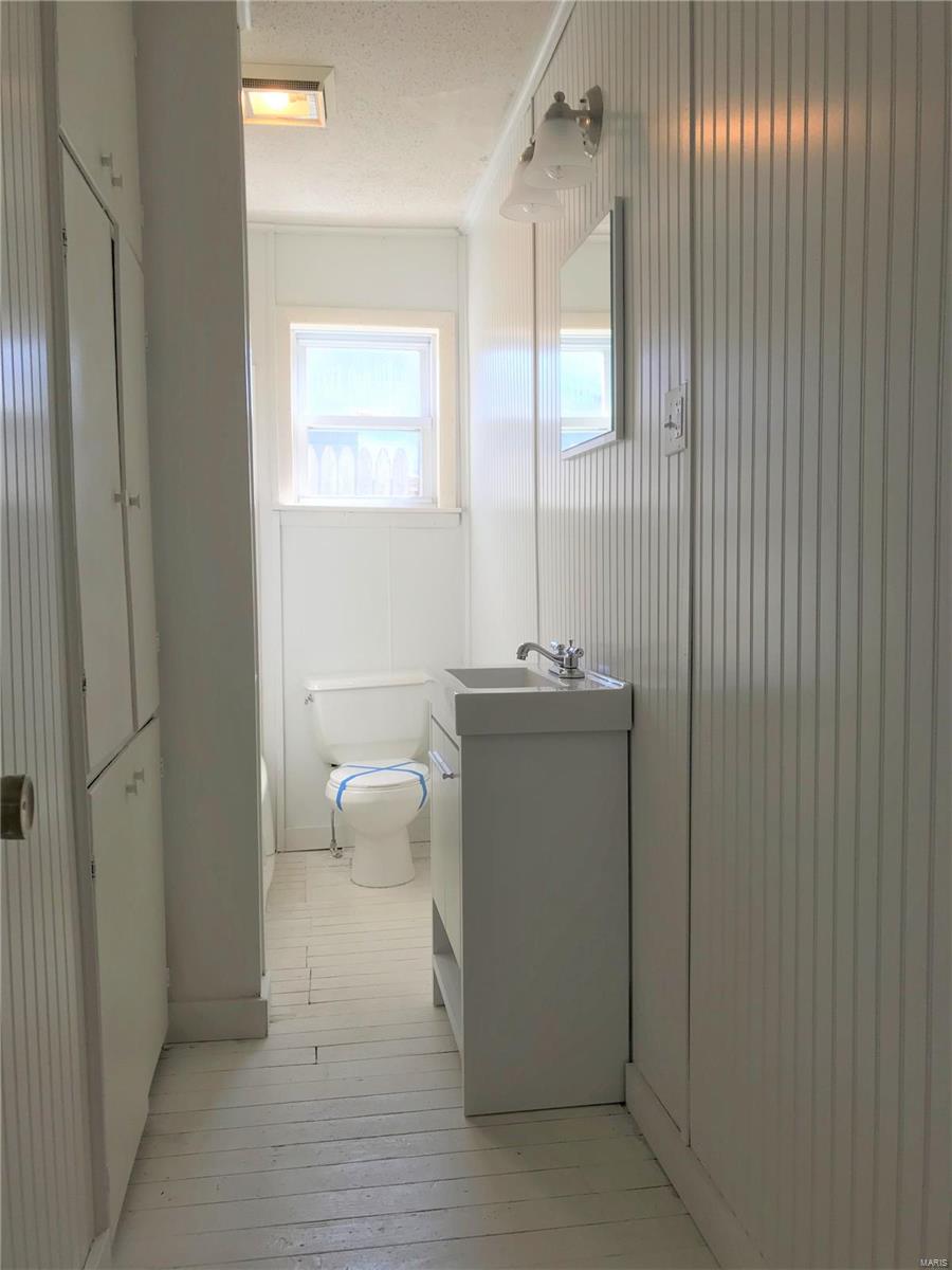 320 Maple Carrollton, IL 62016 - Photo 12 of 22 Gallery Image 12