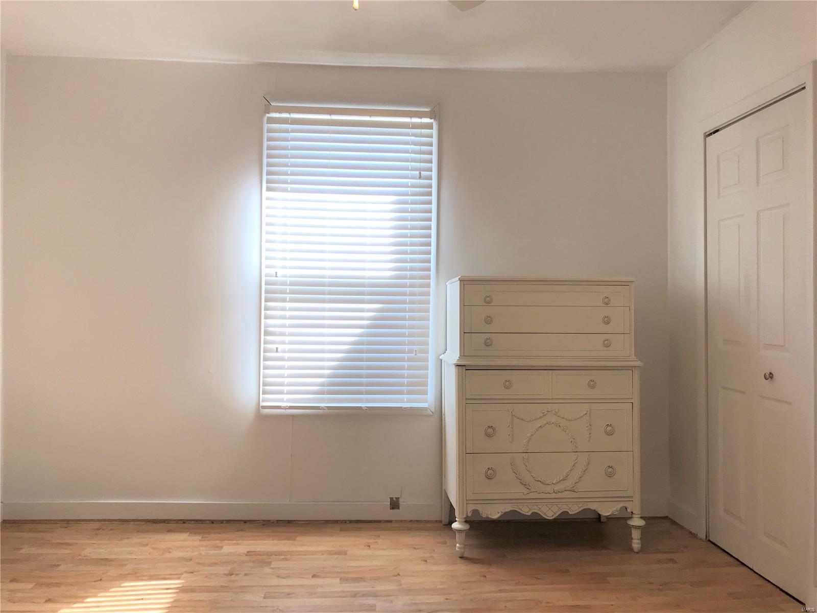 320 Maple Carrollton, IL 62016 - Photo 10 of 22 Gallery Image 10