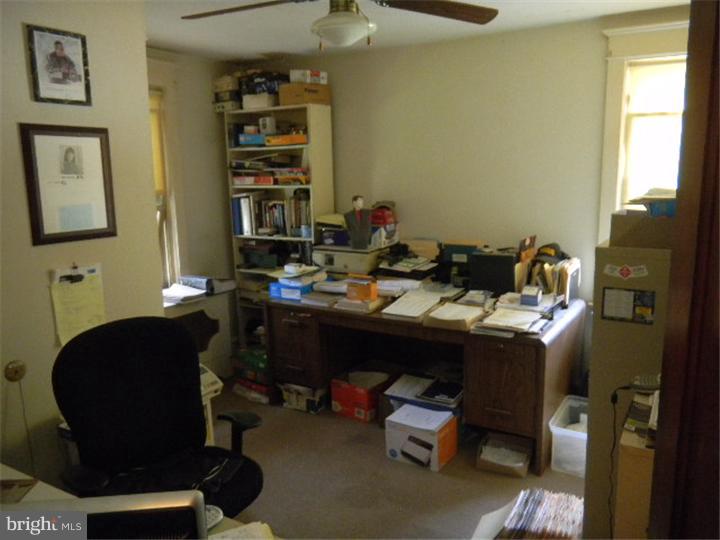 56 North Sproul Road Broomall, PA 19008 - Photo 8 of 10