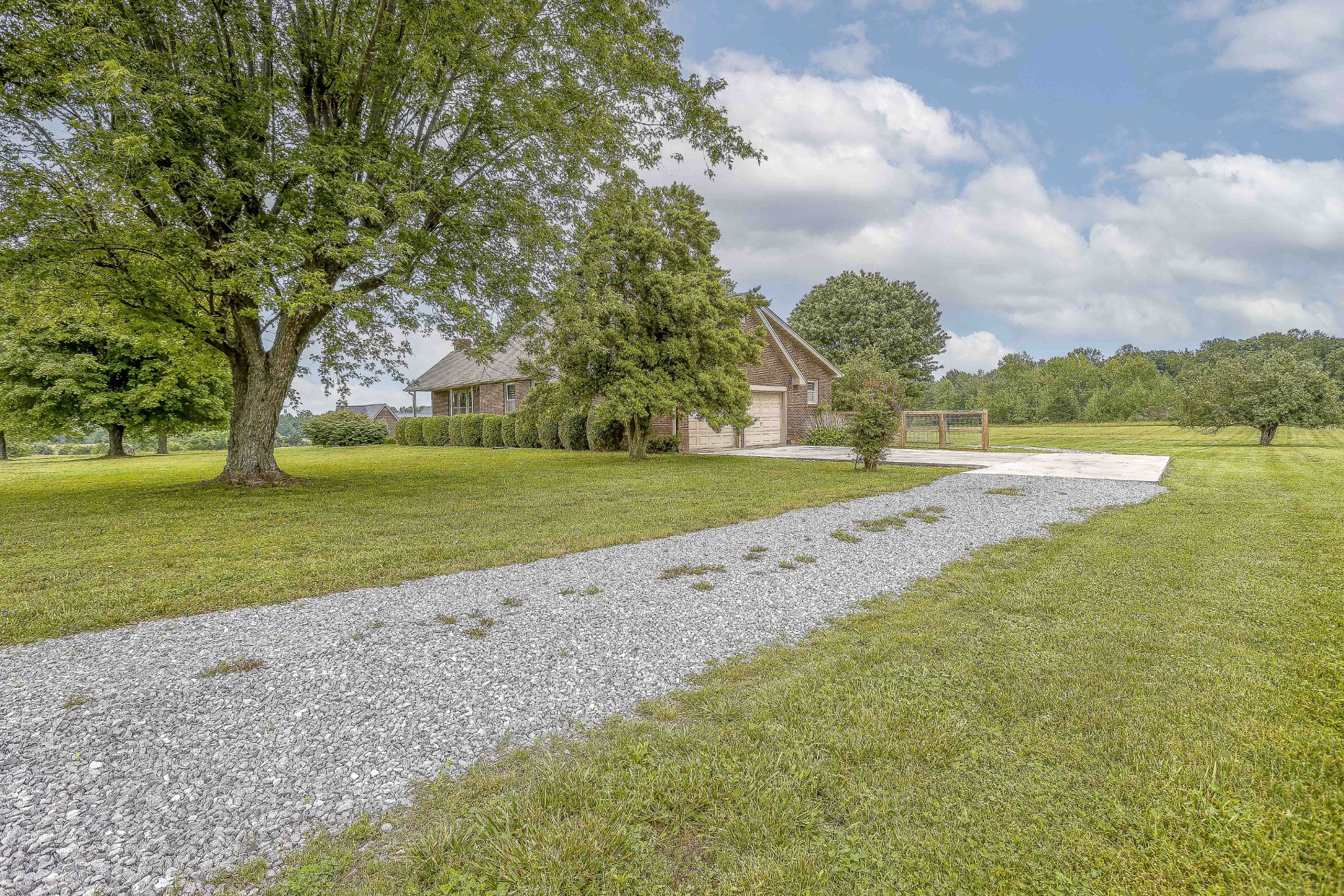 2855 Logan Road Greenbrier, TN 37073 - Photo 4 of 67 Gallery Image 4