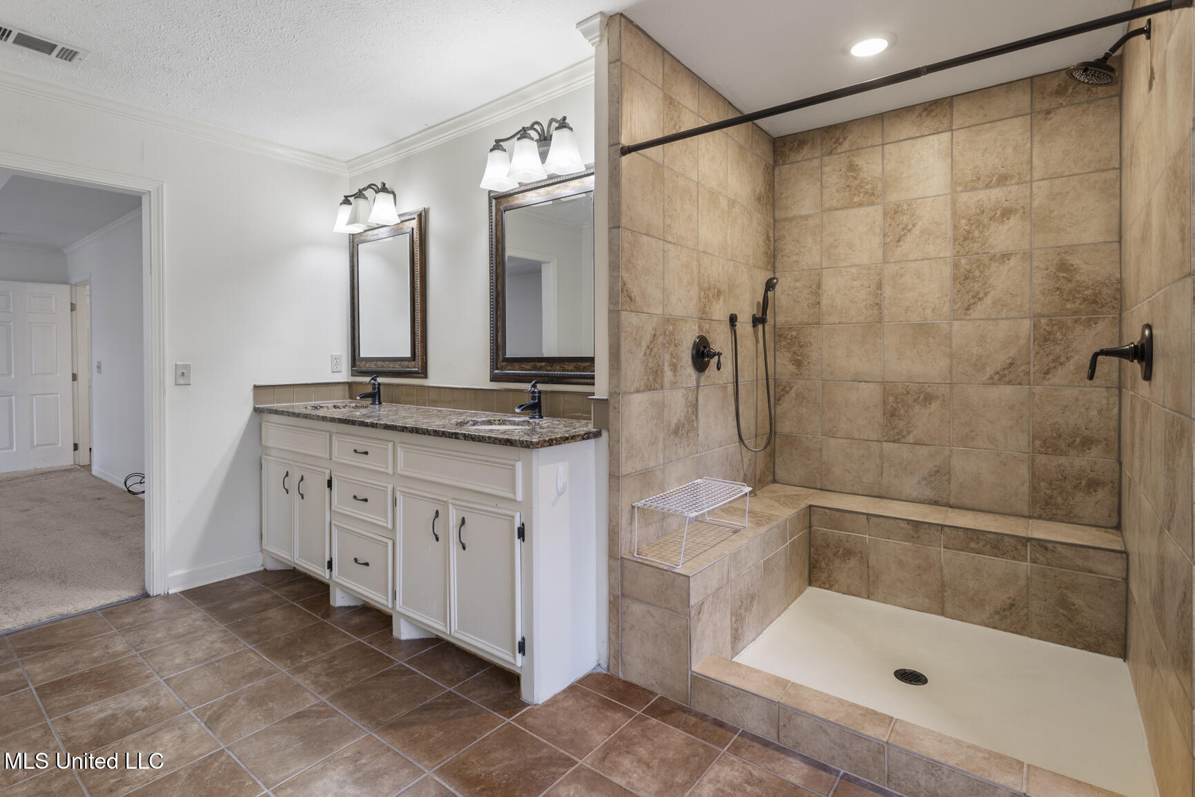 214 Indian Pines Lane Madison, MS 39110 - Photo 20 of 33 214 Indian pines int-17