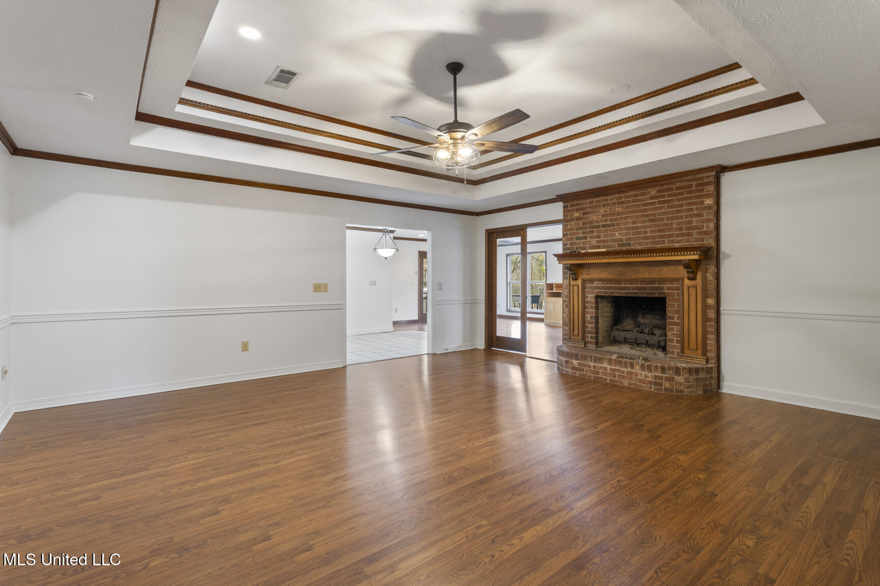 214 Indian Pines Lane Madison, MS 39110 - Photo 8 of 33 214 Indian pines int-4