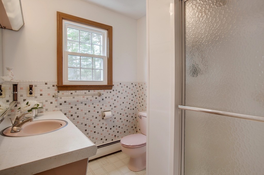24 Pine Ridge Road North Reading, MA 01864 - Photo 21 of 28 Gallery Image 21