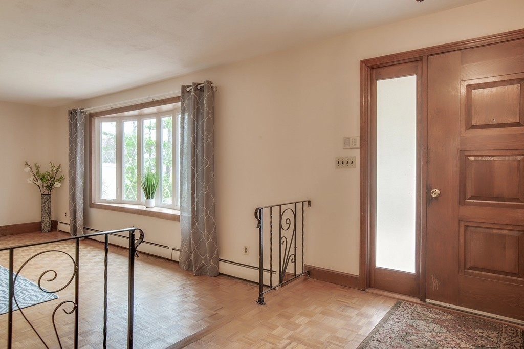 24 Pine Ridge Road North Reading, MA 01864 - Photo 5 of 28 Gallery Image 5