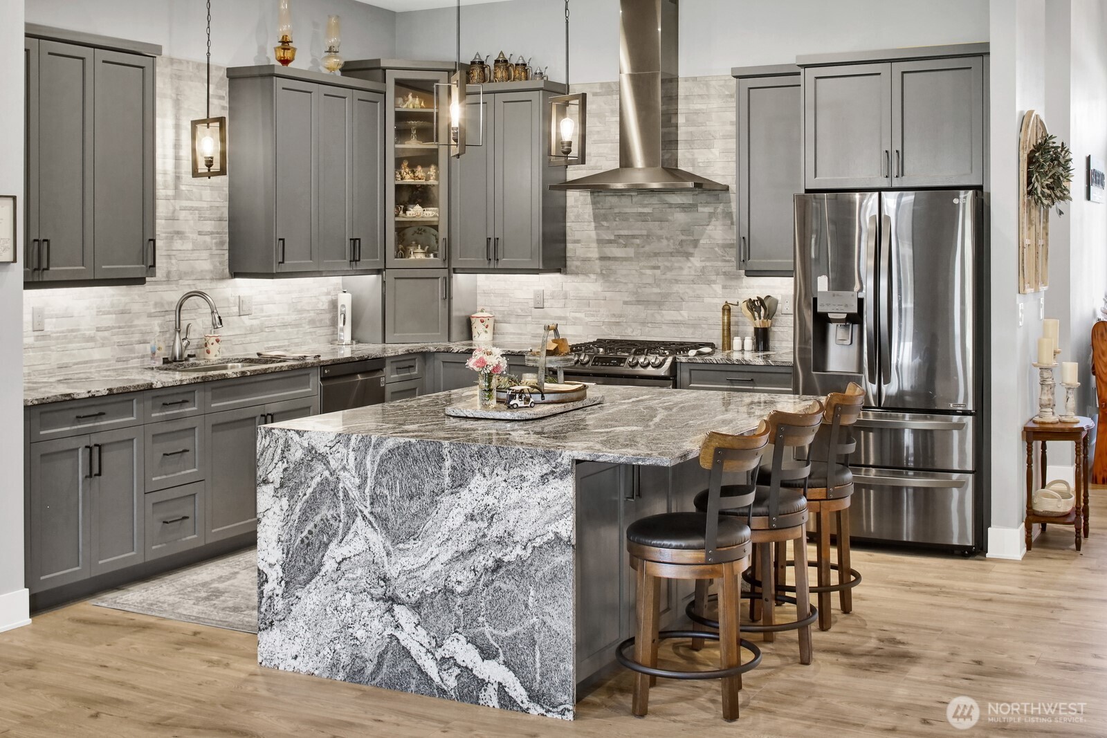 8802 Line Road Lynden, WA 98264 - Photo 19 of 40