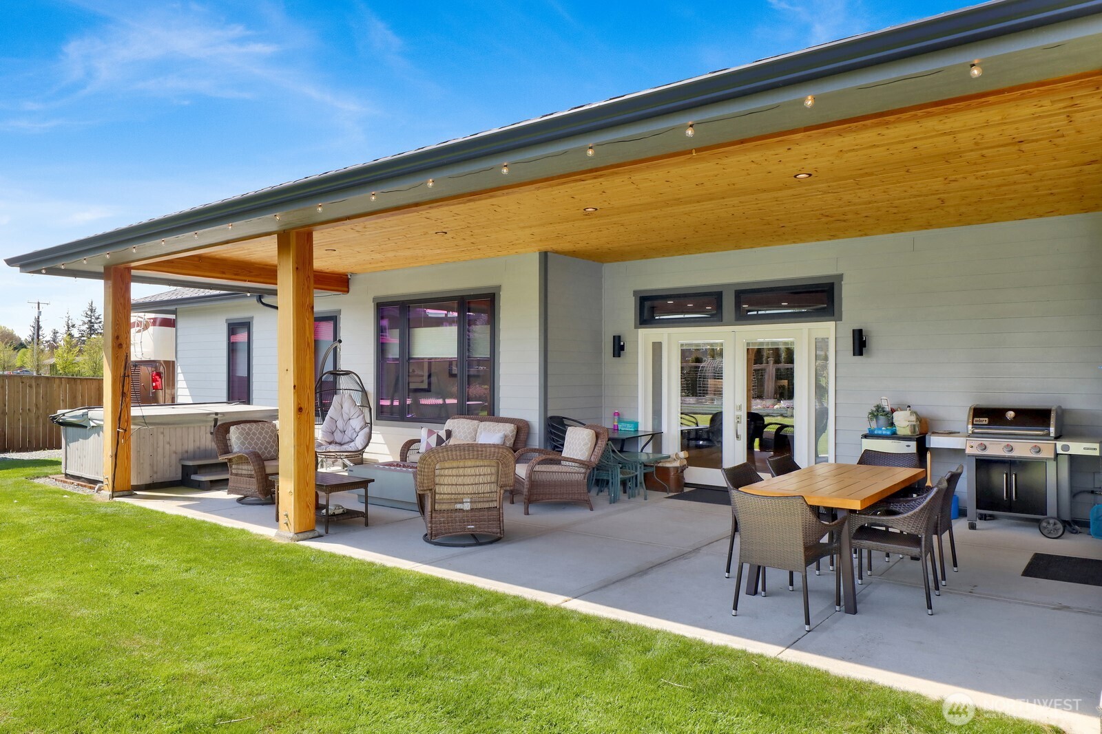 8802 Line Road Lynden, WA 98264 - Photo 9 of 40