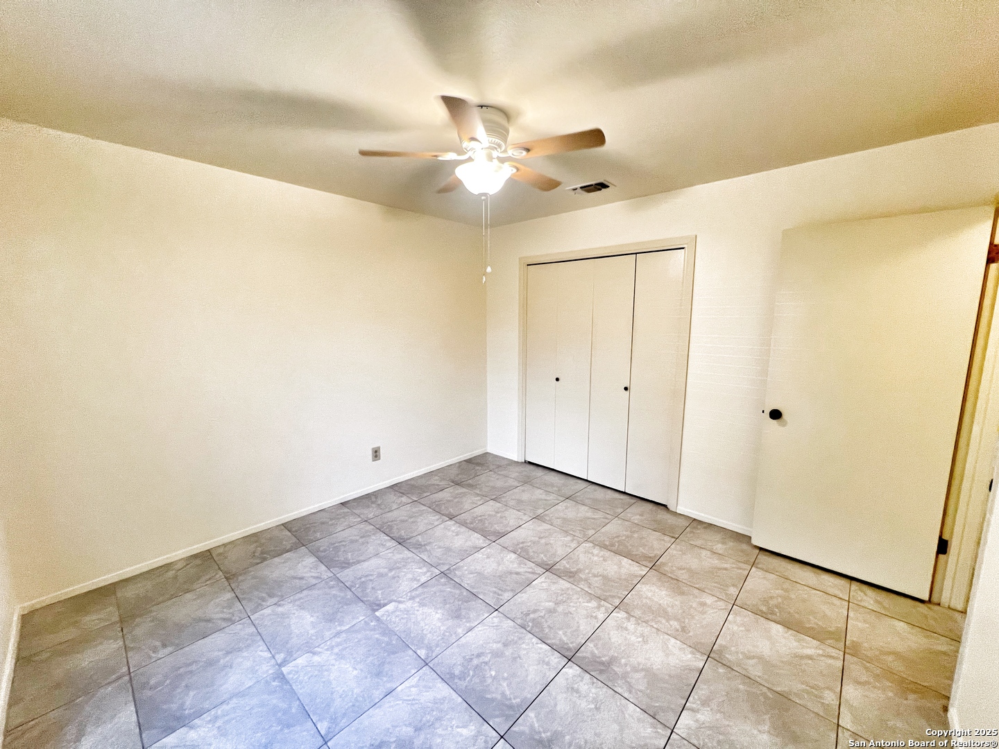 343 Bobolink Drive New Braunfels, TX 78130 - Photo 11 of 18 a view of an empty room