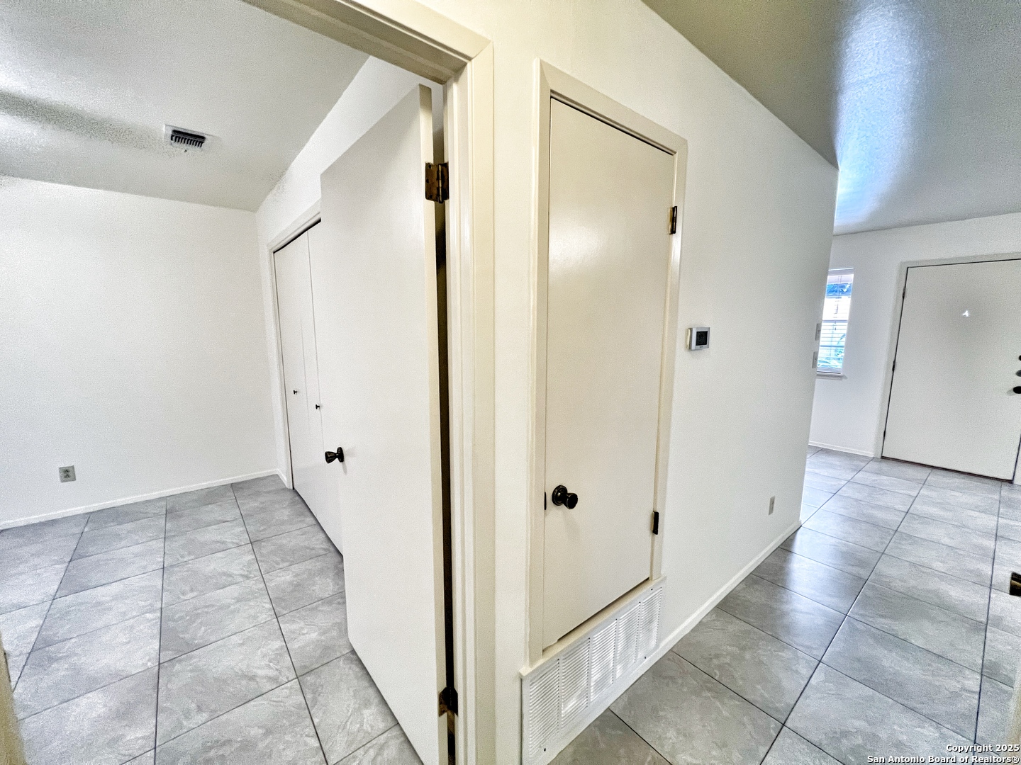 343 Bobolink Drive New Braunfels, TX 78130 - Photo 10 of 18 a view of a hallway