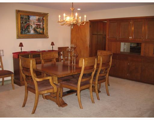 767 Pinetree Road Mt. Lebanon, PA 15243 - Photo 3 of 8 Gallery Image 3