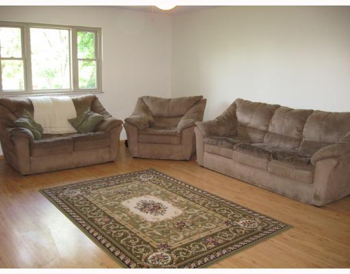 767 Pinetree Road Mt. Lebanon, PA 15243 - Photo 4 of 8 Gallery Image 4