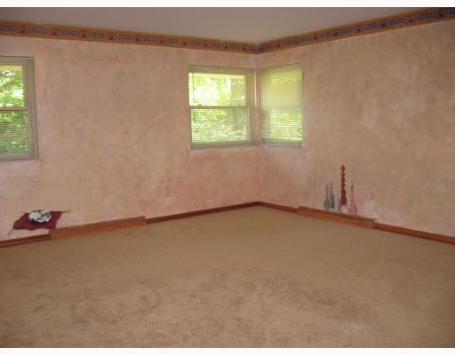 767 Pinetree Road Mt. Lebanon, PA 15243 - Photo 8 of 8 Gallery Image 8