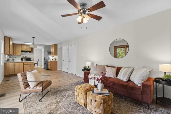 $625,000 | 7434 1st League, Columbia, MD 21046