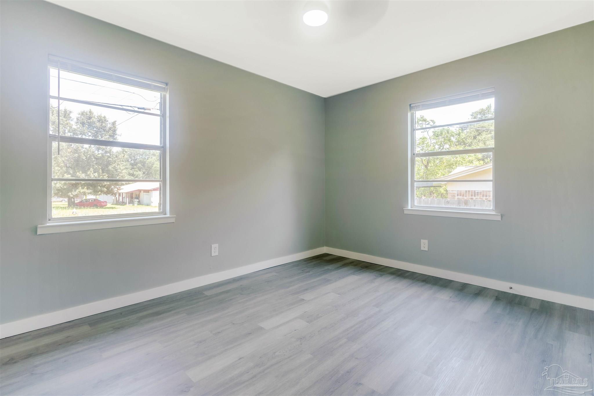 517 Ronda Street Pensacola, FL 32534 - Photo 33 of 42 Gallery Image 33