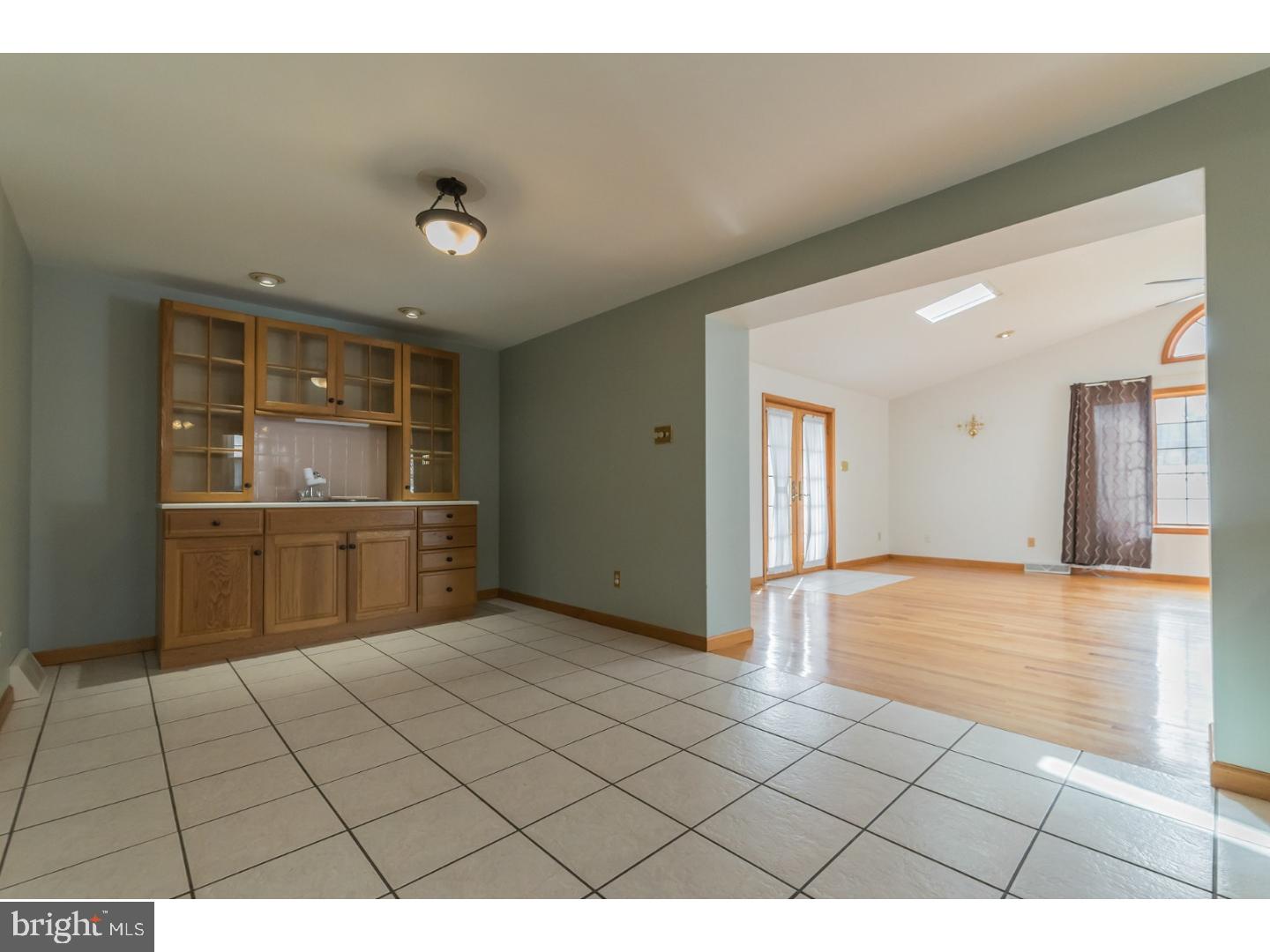 318 Brock Road Springfield, PA 19064 - Photo 4 of 23 Kitchen