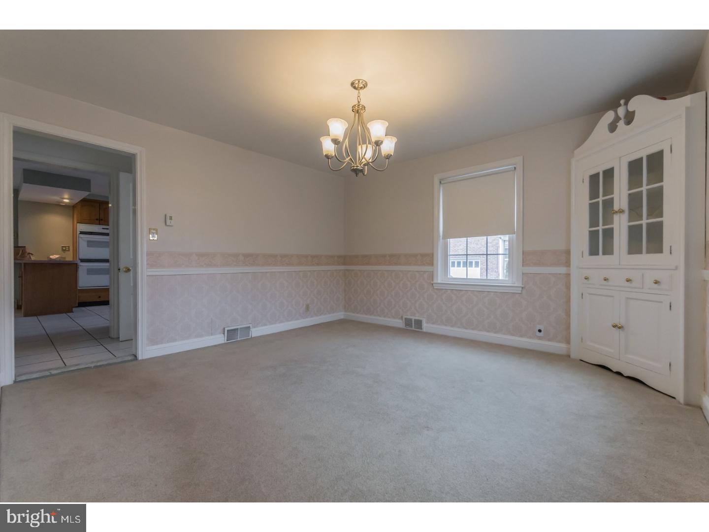 318 Brock Road Springfield, PA 19064 - Photo 9 of 23 Dining Room