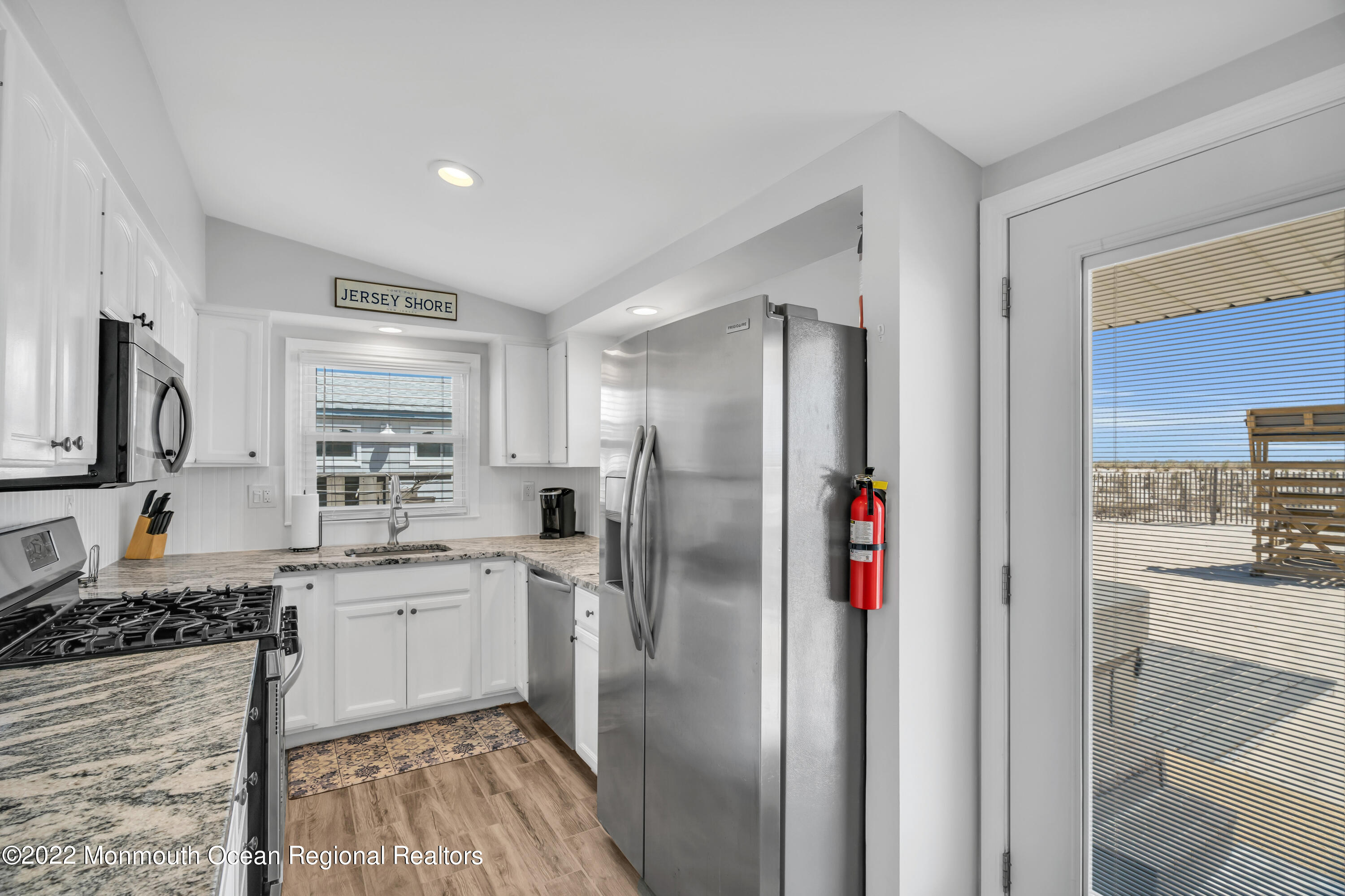 3154 Ocean Road Lavallette, NJ 08735 - Photo 4 of 17 005_dsc04462