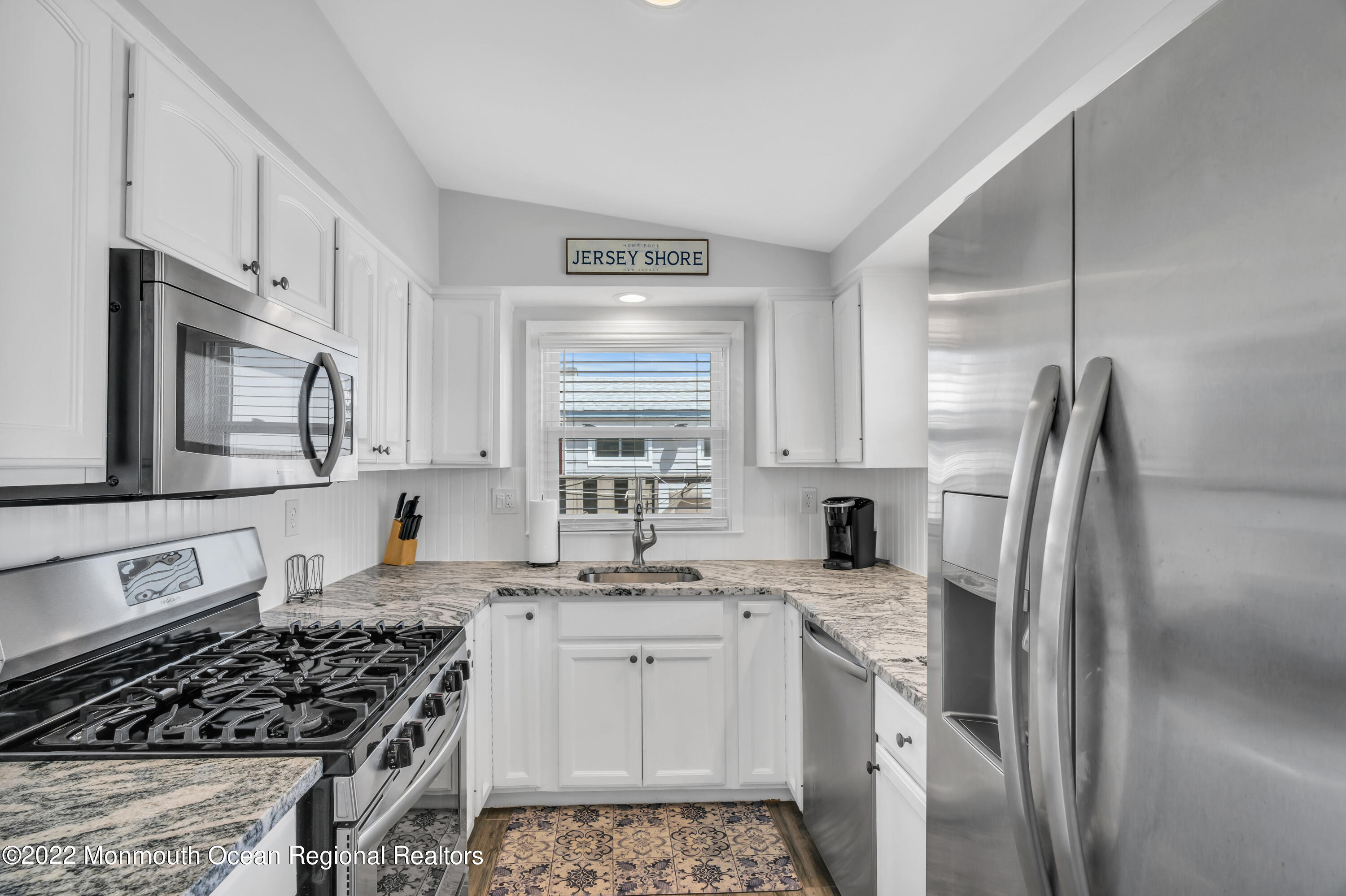 3154 Ocean Road Lavallette, NJ 08735 - Photo 5 of 17 006_dsc04457