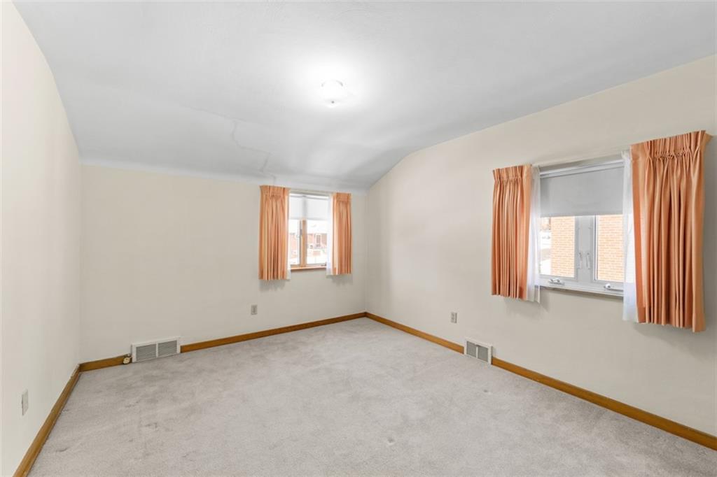 165 Cherrydell Drive Pittsburgh, PA 15220 - Photo 21 of 33 Bedroom 2.