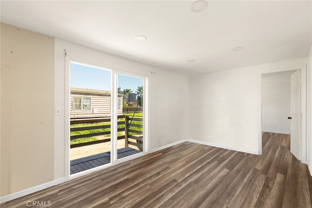 21285 Kinney Street Perris, CA 92570 - Photo 11 of 38