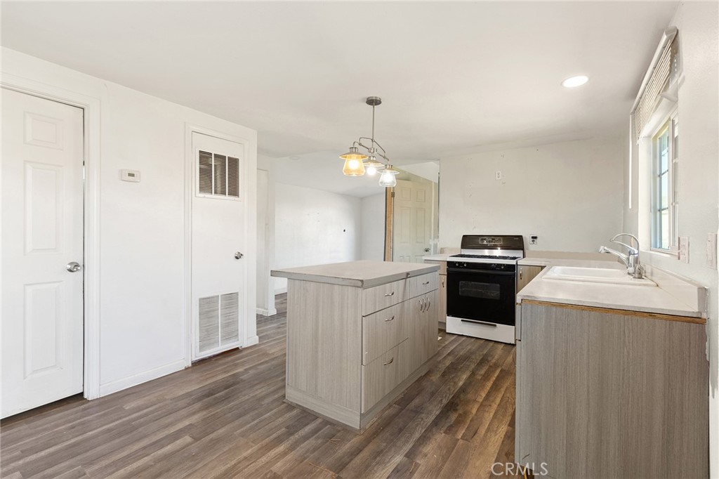 21285 Kinney Street Perris, CA 92570 - Photo 14 of 38