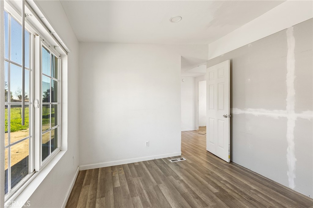 21285 Kinney Street Perris, CA 92570 - Photo 18 of 38