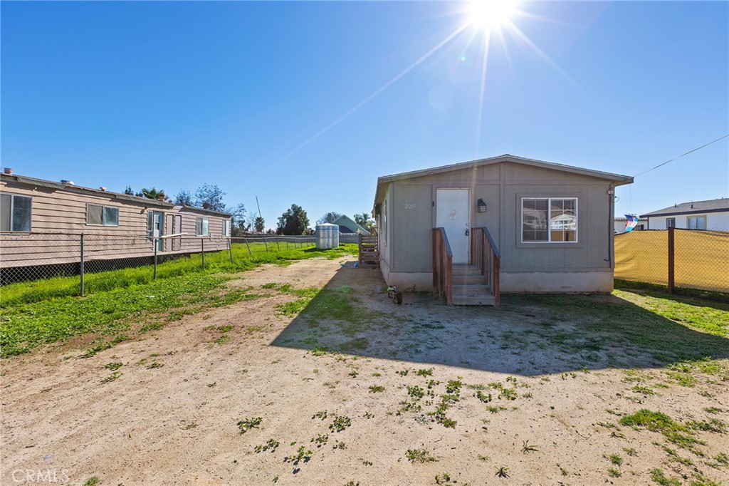 21285 Kinney Street Perris, CA 92570 - Photo 3 of 38