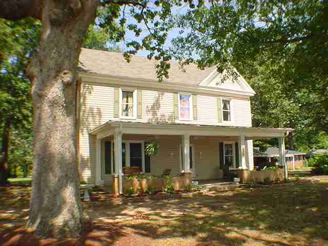 710 Plantation Drive Anderson, SC 29621 - Photo 1 of 20 Gallery Image 1