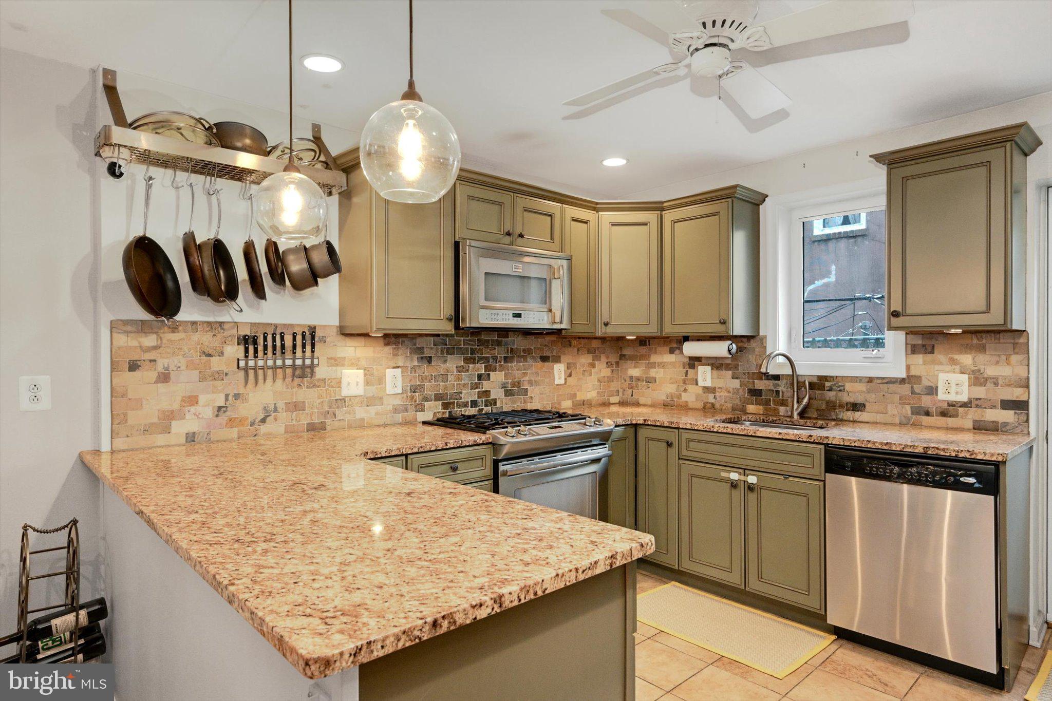 2420 Madison Square Philadelphia, PA 19146 - Photo 12 of 30