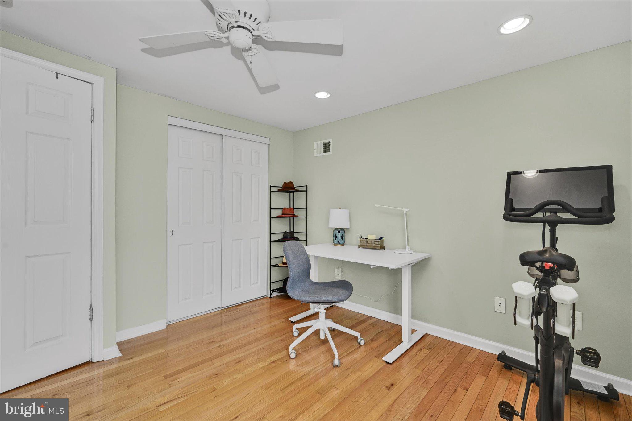 2420 Madison Square Philadelphia, PA 19146 - Photo 24 of 30