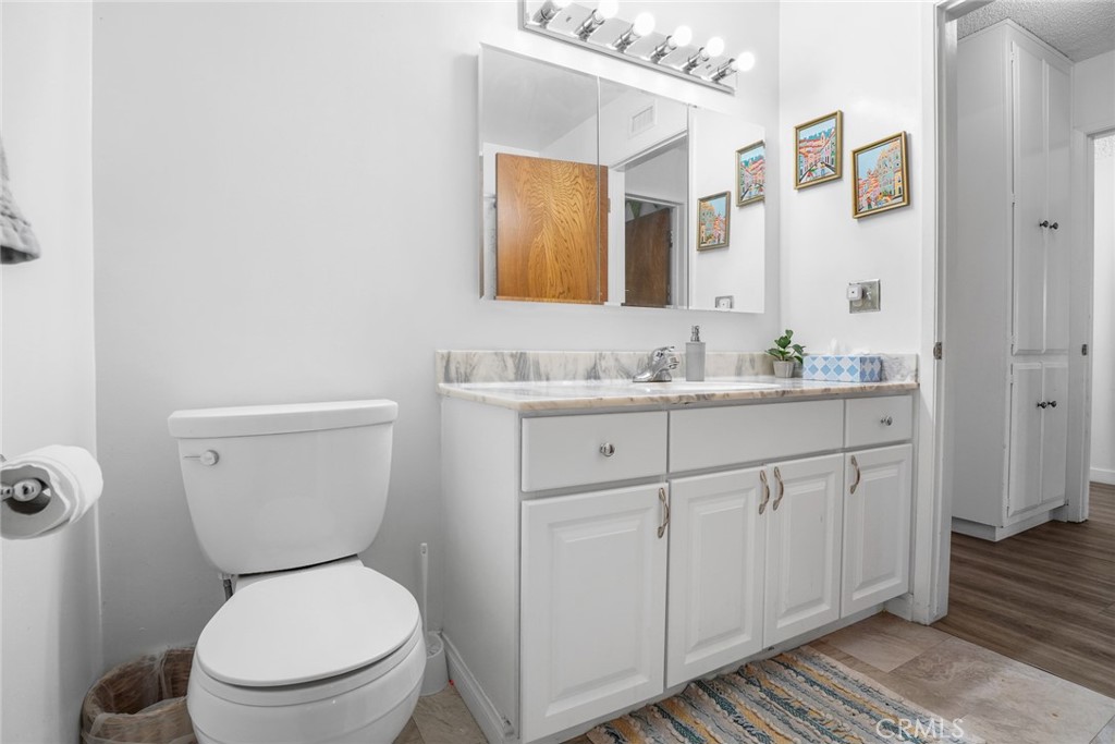 3541 Marna Avenue Long Beach, CA 90808 - Photo 22 of 30 Bathroom 2
