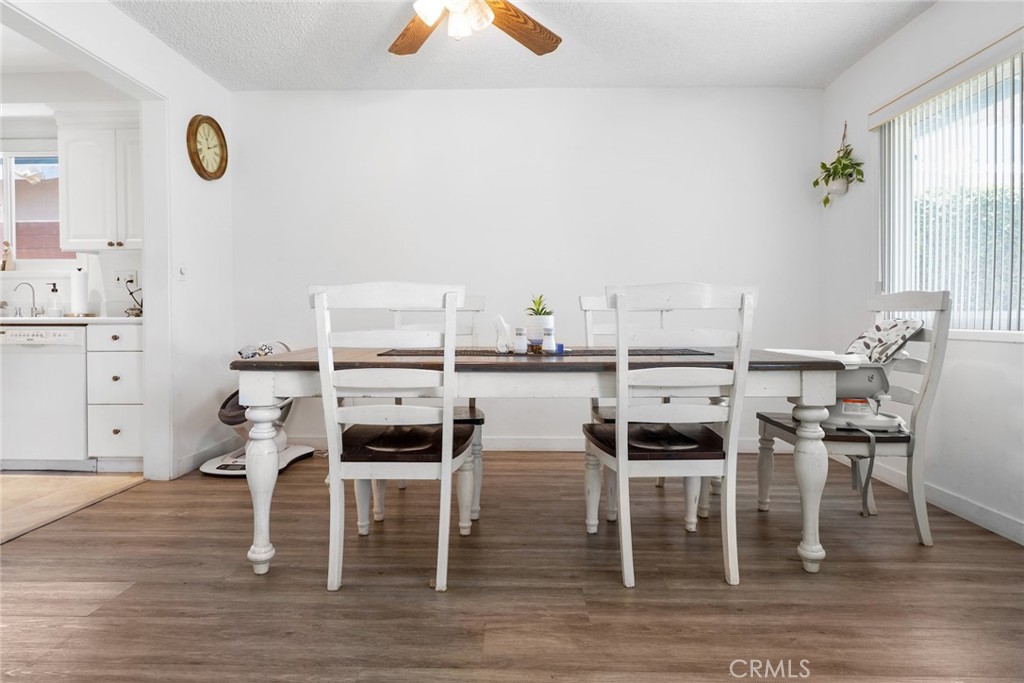 3541 Marna Avenue Long Beach, CA 90808 - Photo 7 of 30 Dining area