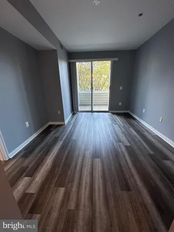 $359,000 | 1645 International Drive, Unit 125, McLean, VA 22102