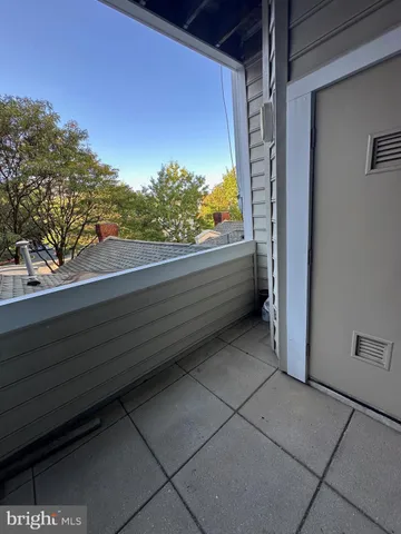 $359,000 | 1645 International Drive, Unit 125, McLean, VA 22102