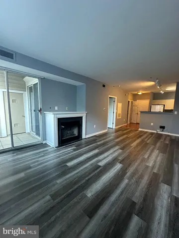 $359,000 | 1645 International Drive, Unit 125, McLean, VA 22102