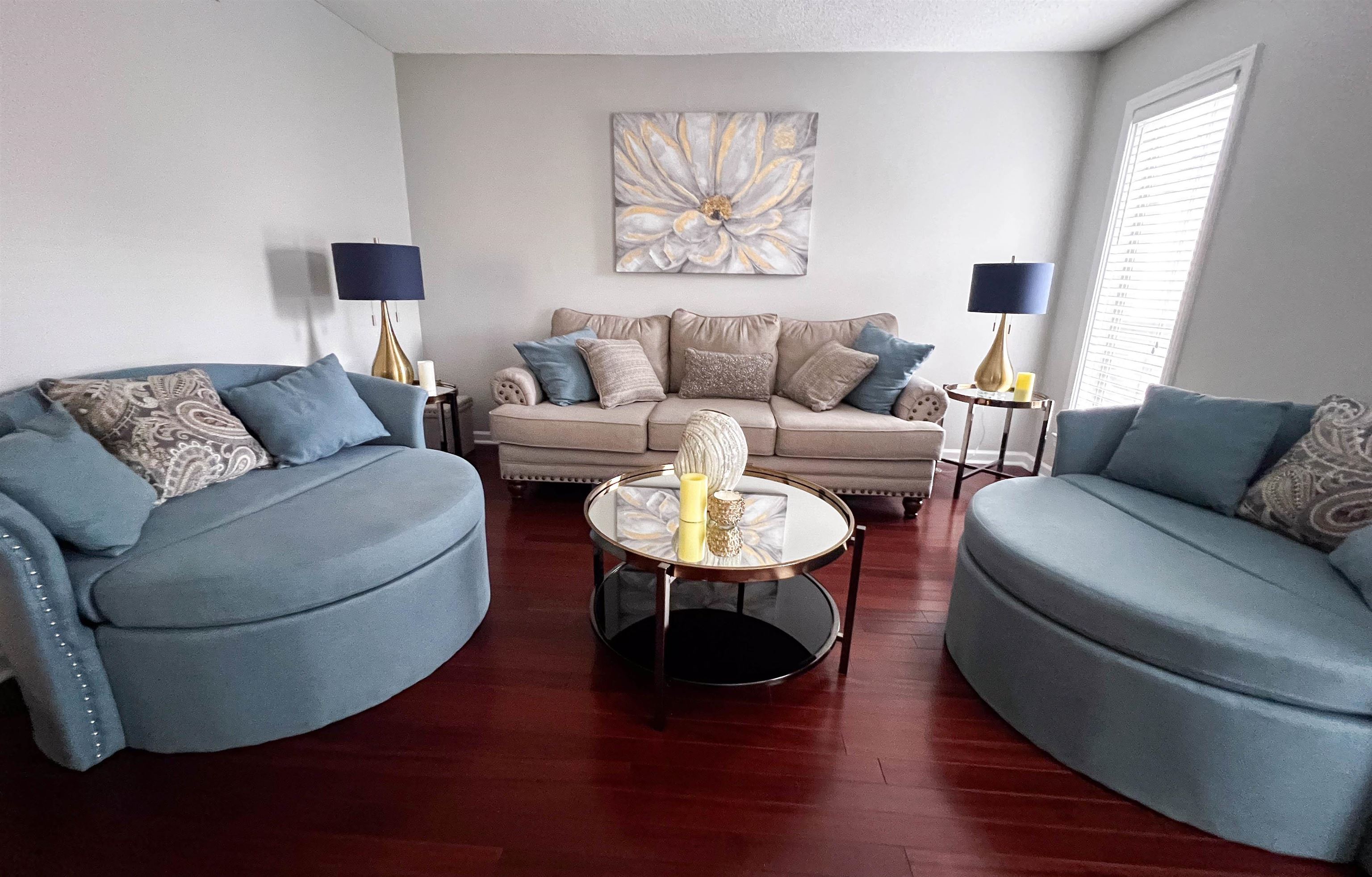 435 South Perkins Road Memphis, TN 38117 - Photo 3 of 21 Living room with dark hardwood / wood-style flooring