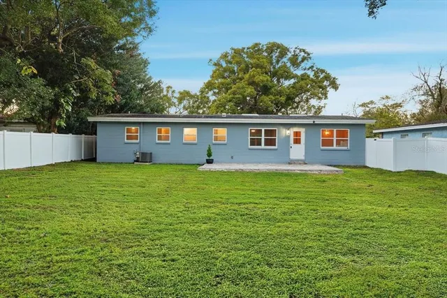 $2,495 | 1826 Pineview Circle, Winter Park, FL 32792