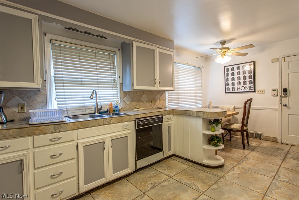 455 Redondo Road Youngstown, OH 44504 - Photo 11 of 50