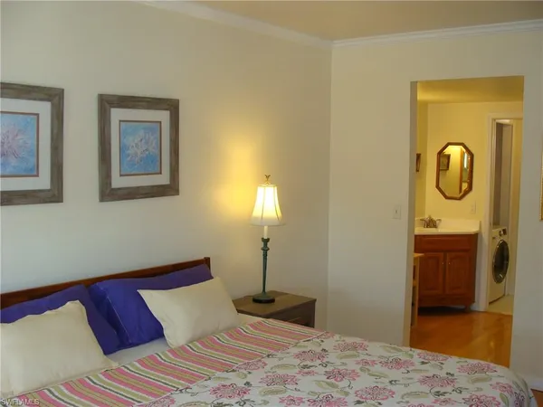 $499,995 | 807 River Point Drive, Unit 201D, Naples, FL 34102