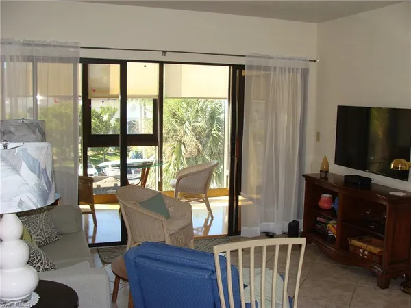 $499,995 | 807 River Point Drive, Unit 201D, Naples, FL 34102