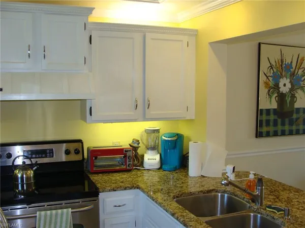 $499,995 | 807 River Point Drive, Unit 201D, Naples, FL 34102