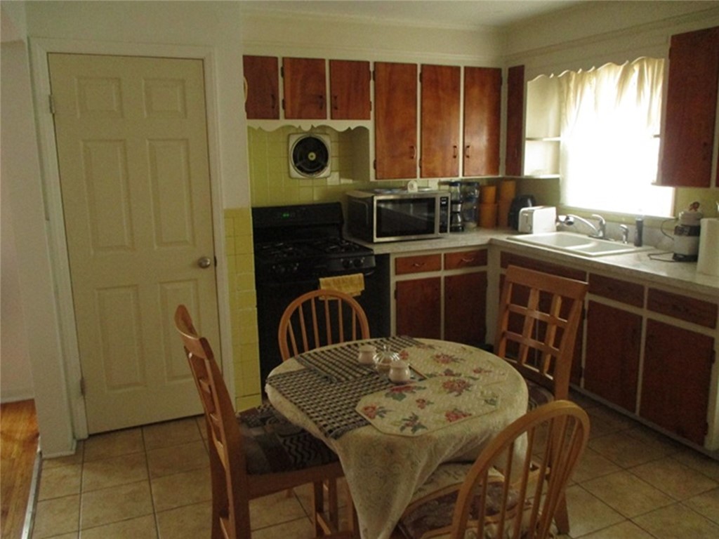 26 Fairgate Street Rochester, NY 14606 - Photo 3 of 7