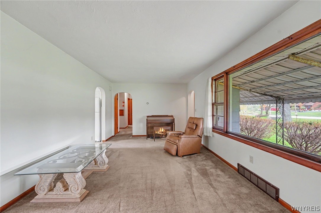 13211 Henskee Road Alden, NY 14004 - Photo 15 of 43