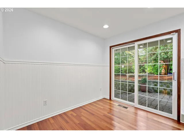 $665,000 | 11255 Southwest Viewmount Court, Tigard, OR 97223