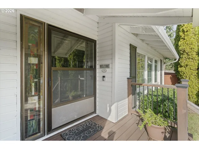 $665,000 | 11255 Southwest Viewmount Court, Tigard, OR 97223