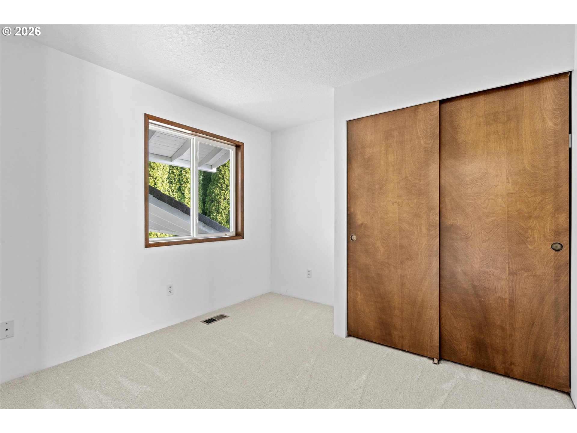 11255 Southwest Viewmount Court Tigard, OR 97223 - Photo 29 of 48 Bedroom