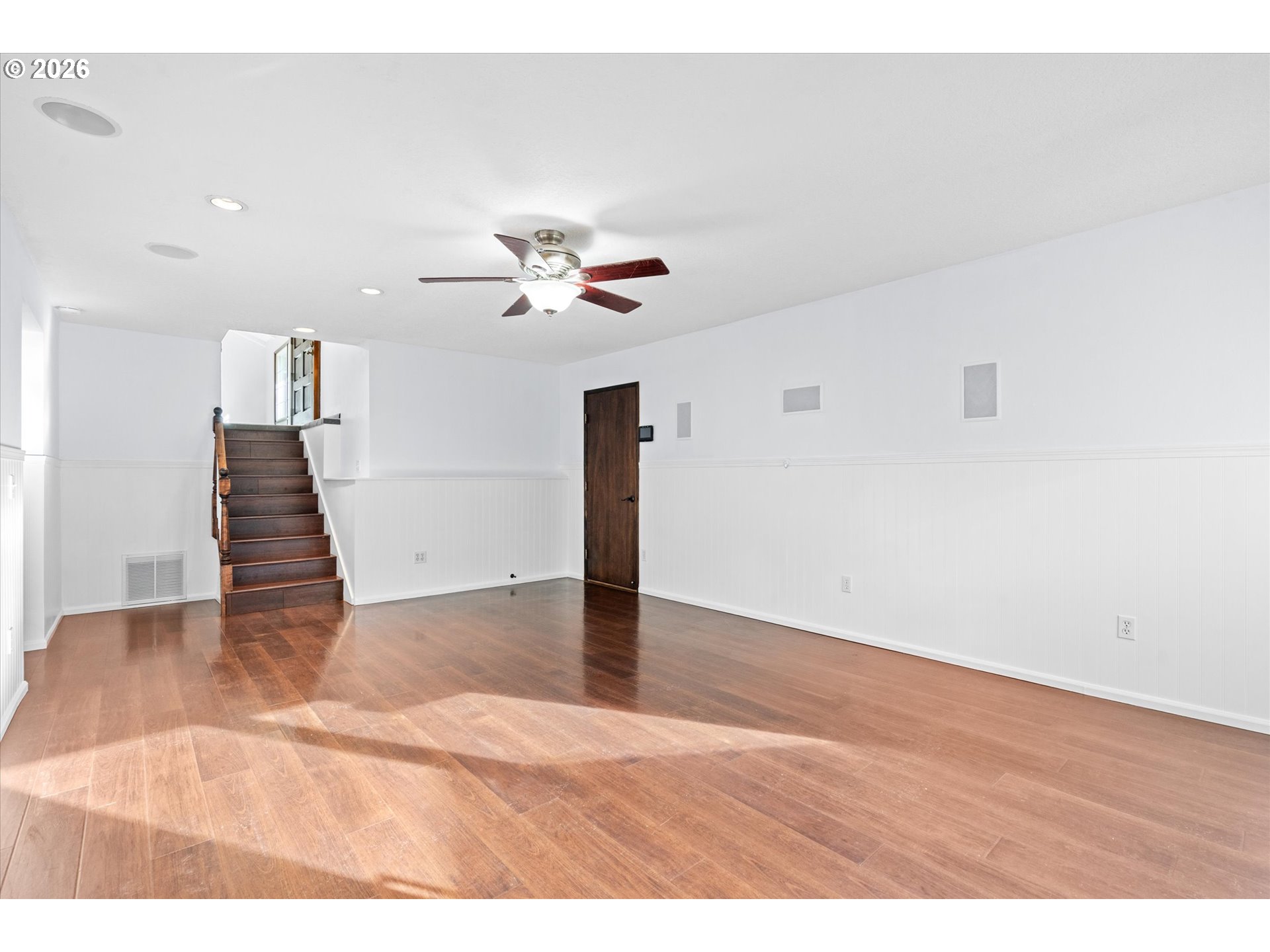 11255 Southwest Viewmount Court Tigard, OR 97223 - Photo 33 of 48