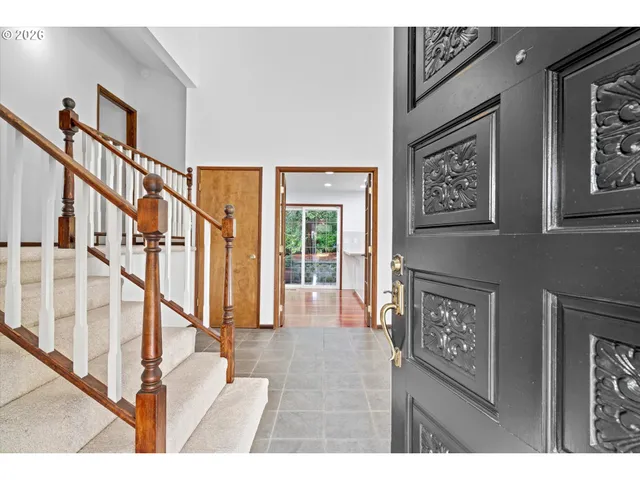 $665,000 | 11255 Southwest Viewmount Court, Tigard, OR 97223